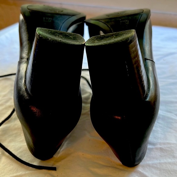 Bandolino BD Bordeaux Lace-Up Block Heel Oxford in Black Leather (8.5) - Picture 9 of 15